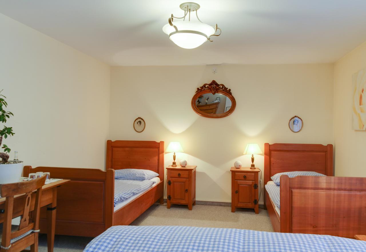 مبيت وإفطار Tavanasa Ustria Crusch Alva المظهر الخارجي الصورة